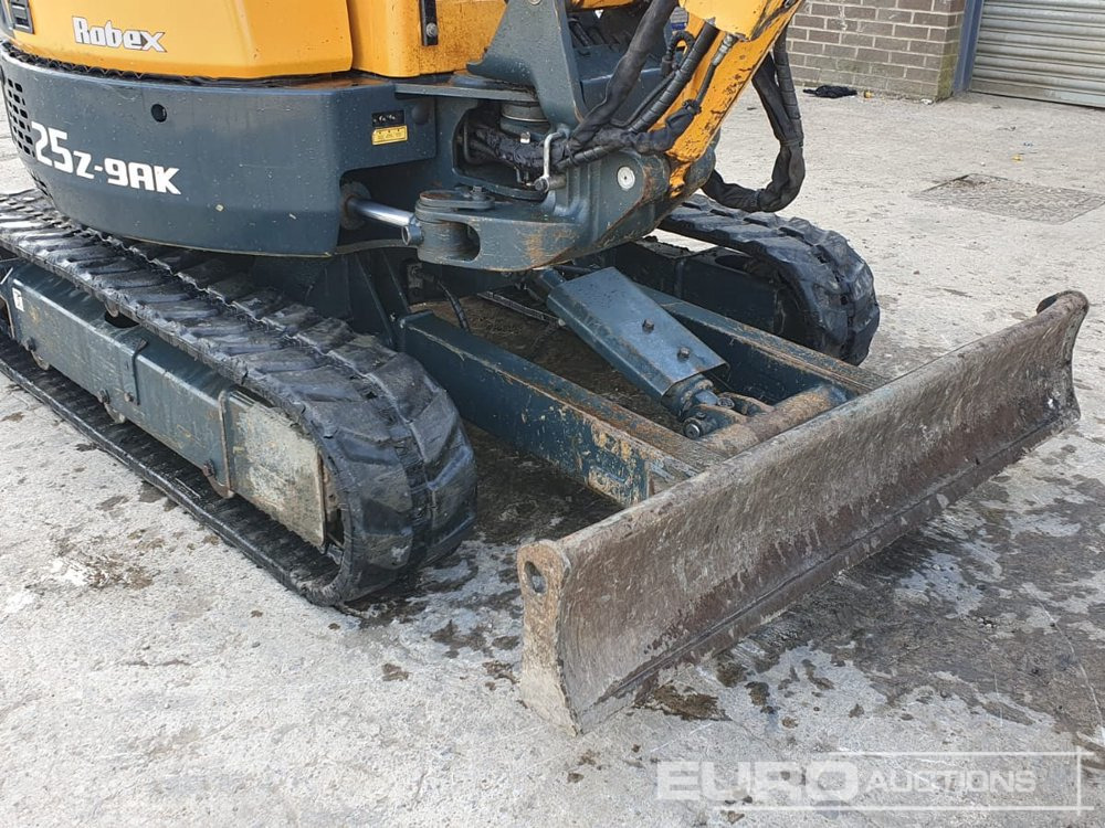 2020 Hyundai ROBEX25Z-9AK - Mini bager: slika 2020 Hyundai ROBEX25Z-9AK - Mini bager 2020 Hyundai ROBEX25Z-9AK - Mini bager: slika 2020 Hyundai ROBEX25Z-9AK - Mini bager