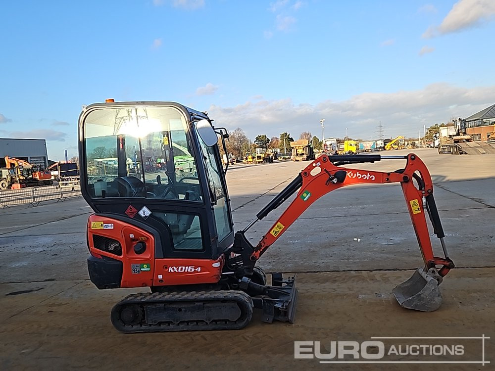 Mini bager 2020 Kubota KX016-4: slika Mini bager 2020 Kubota KX016-4 Mini bager 2020 Kubota KX016-4: slika Mini bager 2020 Kubota KX016-4