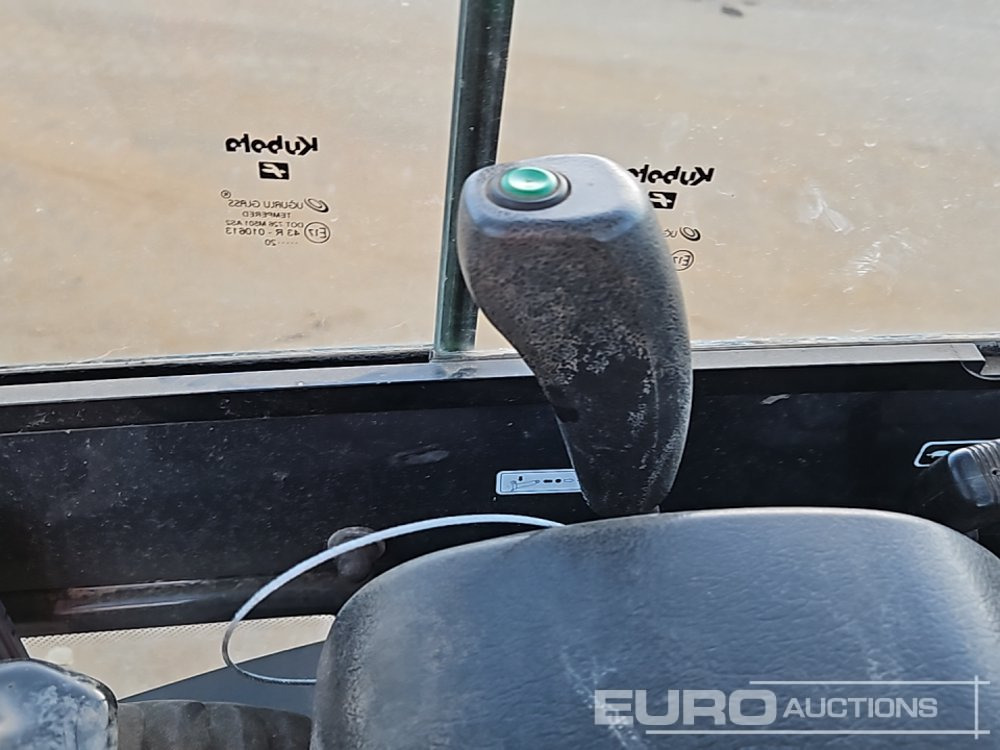 Mini bager 2020 Kubota KX016-4: slika Mini bager 2020 Kubota KX016-4 Mini bager 2020 Kubota KX016-4: slika Mini bager 2020 Kubota KX016-4