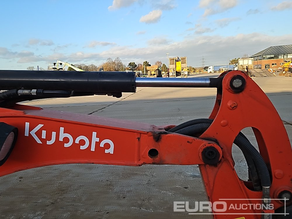 Mini bager 2020 Kubota KX016-4: slika Mini bager 2020 Kubota KX016-4 Mini bager 2020 Kubota KX016-4: slika Mini bager 2020 Kubota KX016-4