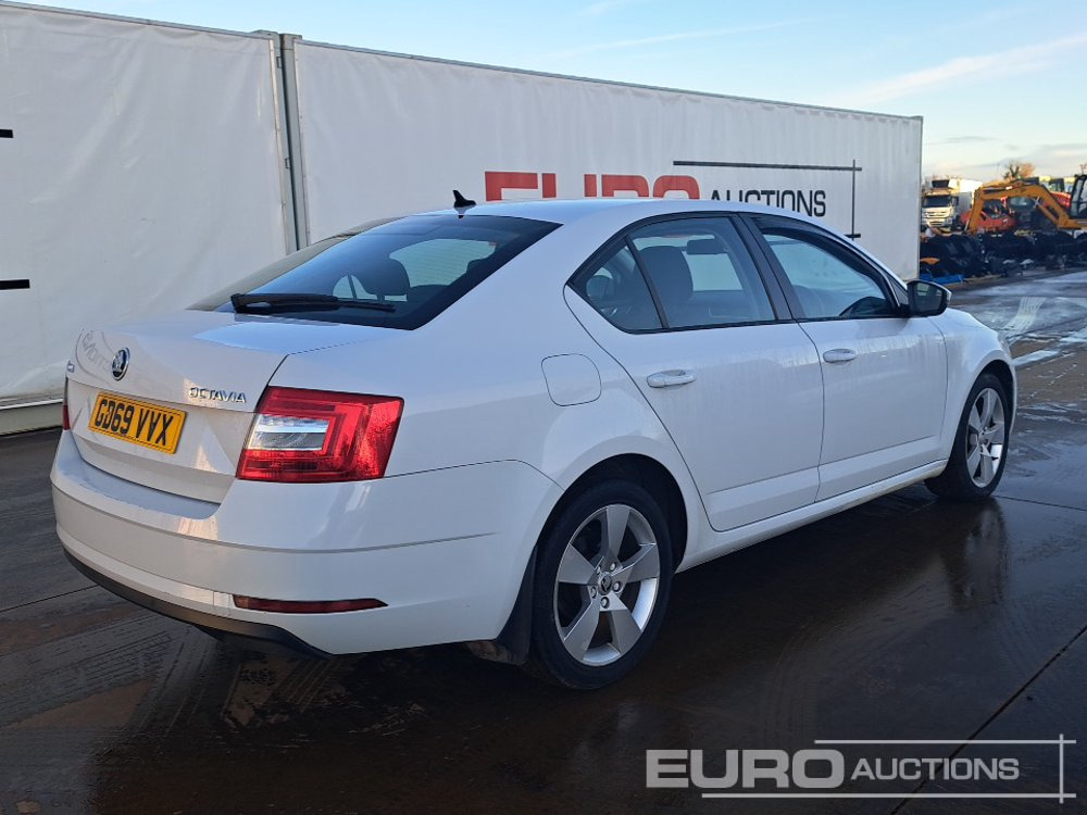 2020 Skoda Octavia - Automobil: slika 2020 Skoda Octavia - Automobil 2020 Skoda Octavia - Automobil: slika 2020 Skoda Octavia - Automobil