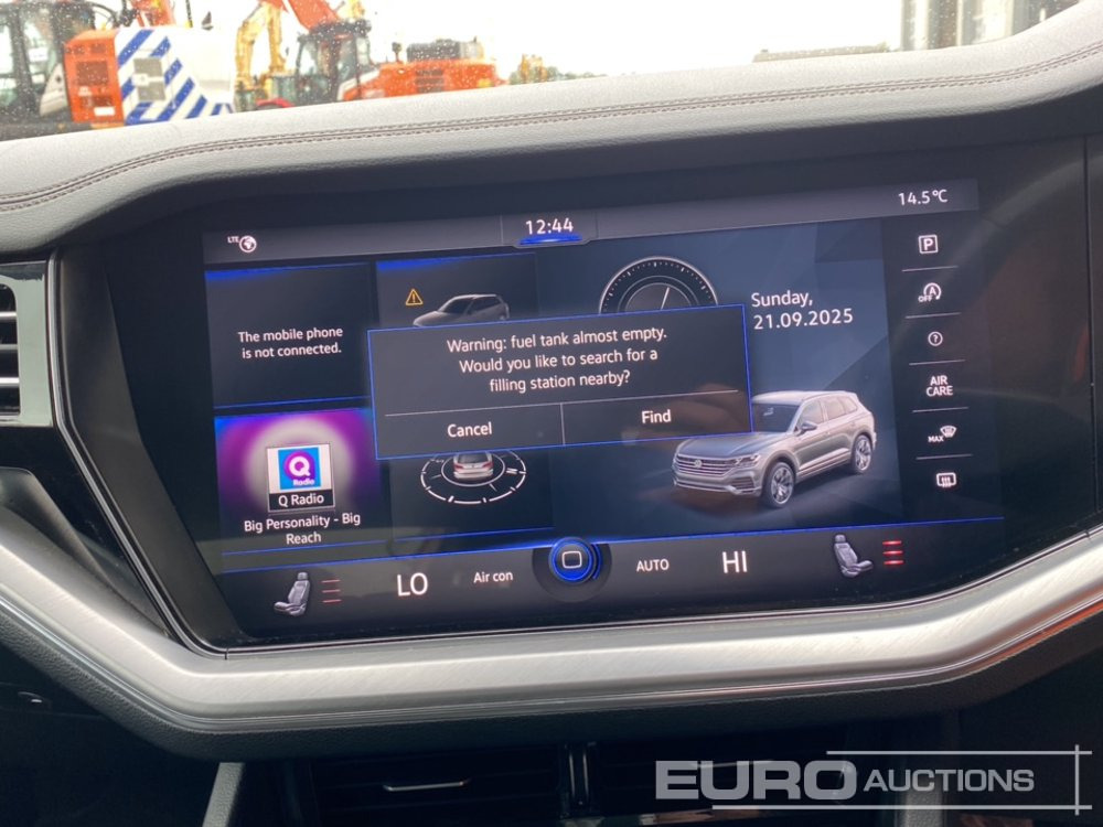 SUV 2020 Volkswagen Touareg: slika SUV 2020 Volkswagen Touareg SUV 2020 Volkswagen Touareg: slika SUV 2020 Volkswagen Touareg