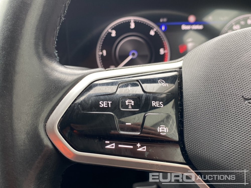 SUV 2020 Volkswagen Touareg: slika SUV 2020 Volkswagen Touareg SUV 2020 Volkswagen Touareg: slika SUV 2020 Volkswagen Touareg