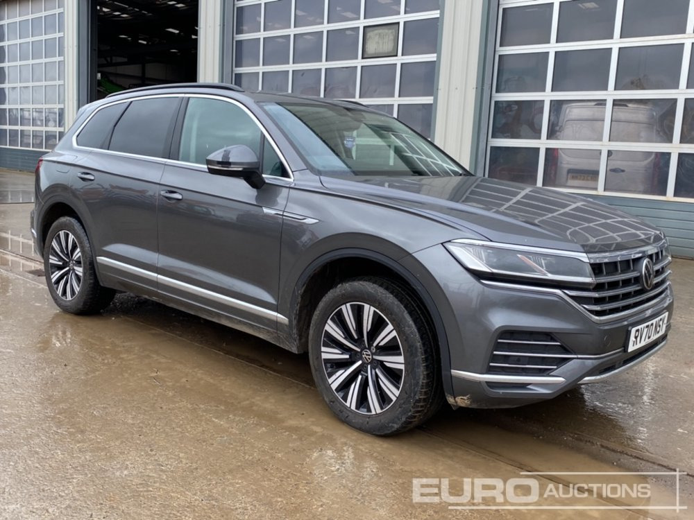 SUV 2020 Volkswagen Touareg: slika SUV 2020 Volkswagen Touareg SUV 2020 Volkswagen Touareg: slika SUV 2020 Volkswagen Touareg