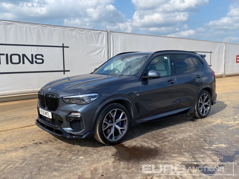 2021 BMW X5 45E M-Sport - SUV: slika 2021 BMW X5 45E M-Sport - SUV 2021 BMW X5 45E M-Sport - SUV: slika 2021 BMW X5 45E M-Sport - SUV