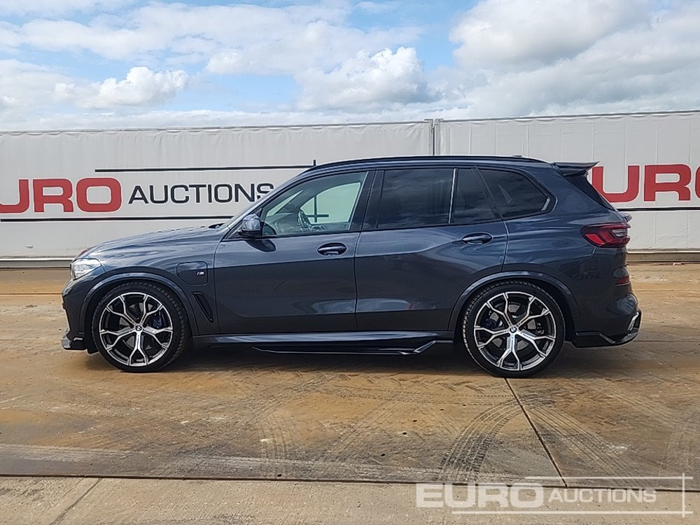 2021 BMW X5 45E M-Sport - SUV: slika 2021 BMW X5 45E M-Sport - SUV 2021 BMW X5 45E M-Sport - SUV: slika 2021 BMW X5 45E M-Sport - SUV