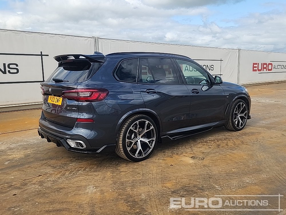 2021 BMW X5 45E M-Sport - SUV: slika 2021 BMW X5 45E M-Sport - SUV 2021 BMW X5 45E M-Sport - SUV: slika 2021 BMW X5 45E M-Sport - SUV