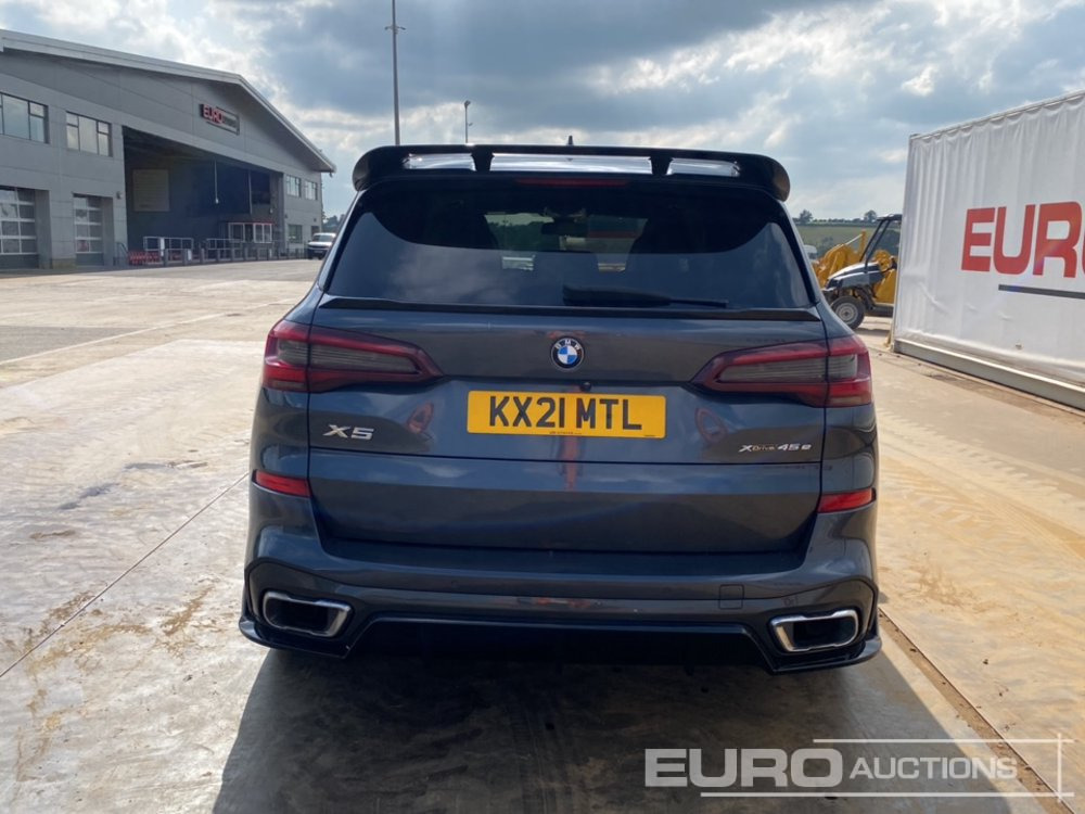 2021 BMW X5 45E M-Sport - SUV: slika 2021 BMW X5 45E M-Sport - SUV 2021 BMW X5 45E M-Sport - SUV: slika 2021 BMW X5 45E M-Sport - SUV