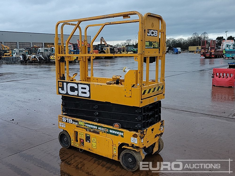 Podizna platforma 2021 JCB S1930E: slika Podizna platforma 2021 JCB S1930E