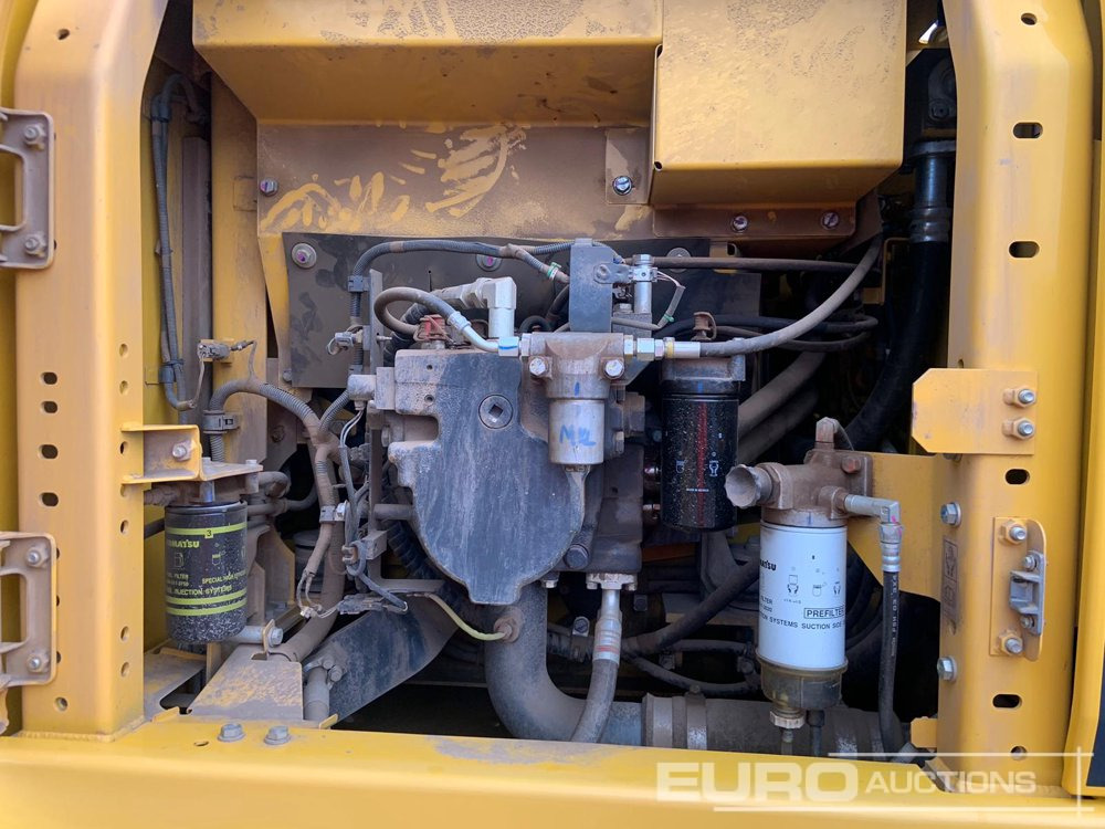 Bager gusjeničar 2021 Komatsu PC210LC-11E0: slika Bager gusjeničar 2021 Komatsu PC210LC-11E0