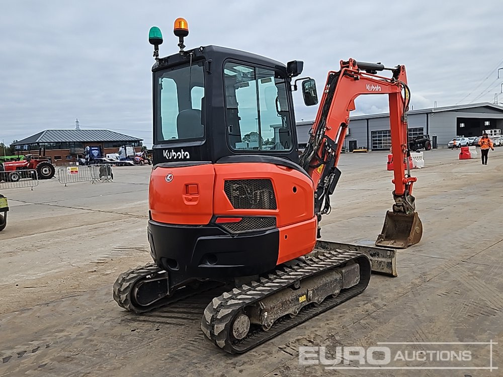 2021 Kubota U36-4 - Mini bager: slika 2021 Kubota U36-4 - Mini bager 2021 Kubota U36-4 - Mini bager: slika 2021 Kubota U36-4 - Mini bager
