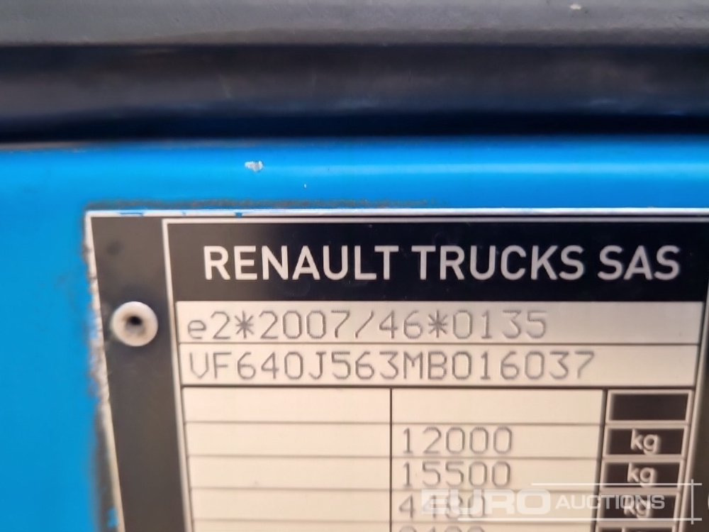 Kamion za vuču 2021 Renault D210: slika Kamion za vuču 2021 Renault D210