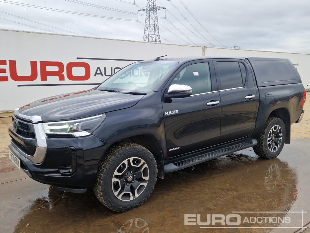 2021 Toyota Hilux Invincible - Pick-up: slika 2021 Toyota Hilux Invincible - Pick-up 2021 Toyota Hilux Invincible - Pick-up: slika 2021 Toyota Hilux Invincible - Pick-up