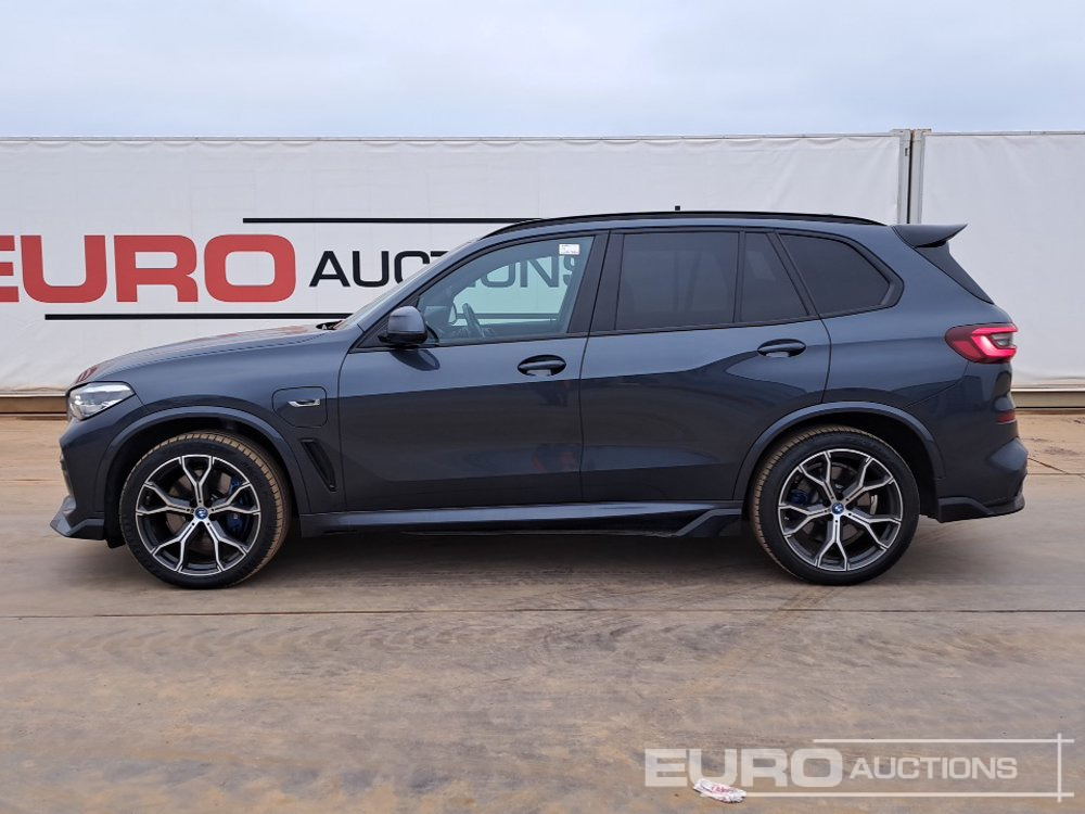 2022 BMW X5 45E M-Sport - SUV: slika 2022 BMW X5 45E M-Sport - SUV 2022 BMW X5 45E M-Sport - SUV: slika 2022 BMW X5 45E M-Sport - SUV