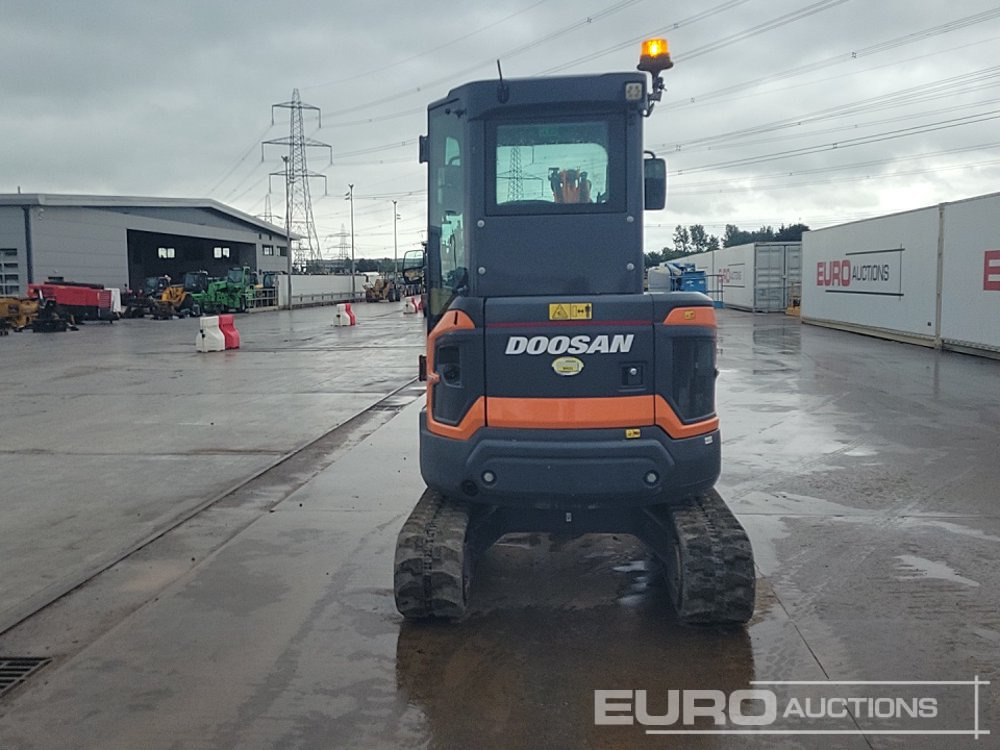 2022 Doosan DX27Z-7 - Mini bager: slika 2022 Doosan DX27Z-7 - Mini bager 2022 Doosan DX27Z-7 - Mini bager: slika 2022 Doosan DX27Z-7 - Mini bager