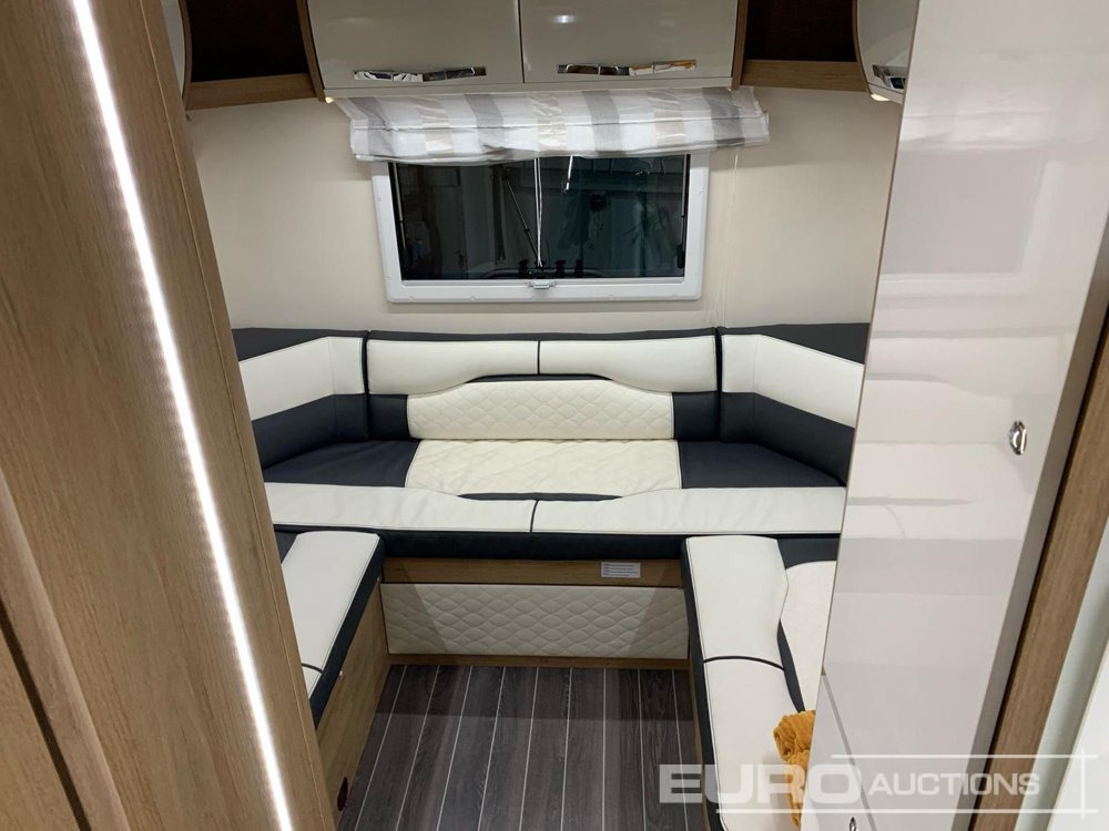 2022 Ford Roller Team Zefiro 675 - Kamp kombi: slika 2022 Ford Roller Team Zefiro 675 - Kamp kombi 2022 Ford Roller Team Zefiro 675 - Kamp kombi: slika 2022 Ford Roller Team Zefiro 675 - Kamp kombi