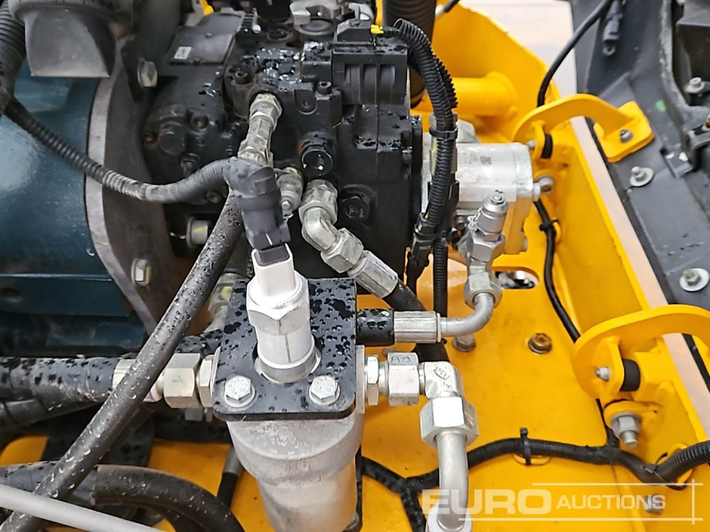 Valjak 2022 JCB CT260-120: slika Valjak 2022 JCB CT260-120