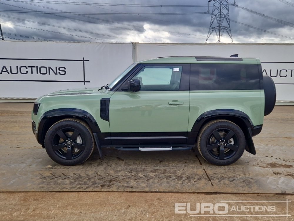 2023 Land Rover Defender 90 - SUV: slika 2023 Land Rover Defender 90 - SUV 2023 Land Rover Defender 90 - SUV: slika 2023 Land Rover Defender 90 - SUV