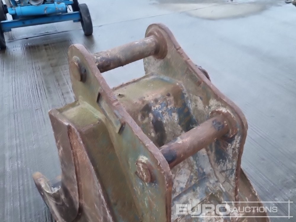 Korpa 24" Digging Bucket 65mm Pin to suit 13 Ton Excavator: slika Korpa 24" Digging Bucket 65mm Pin to suit 13 Ton Excavator