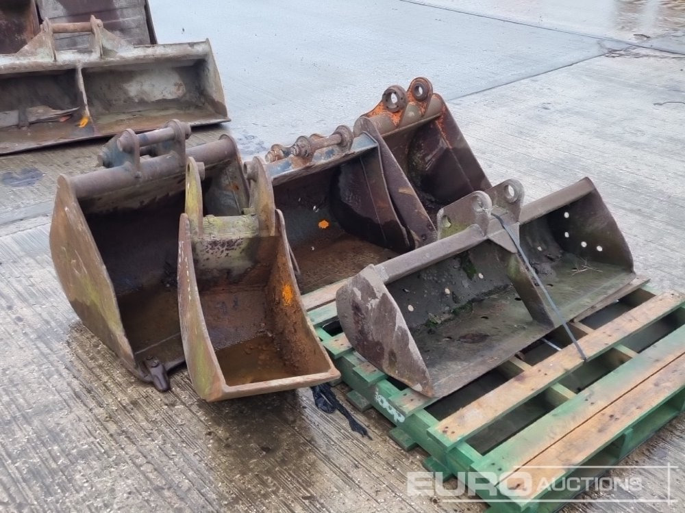 Korpa 42" Ditching, 24", 24", 20", 12" Digging Bucket 35-40mm Pin to suit Mini Excavator: slika Korpa 42" Ditching, 24", 24", 20", 12" Digging Bucket 35-40mm Pin to suit Mini Excavator