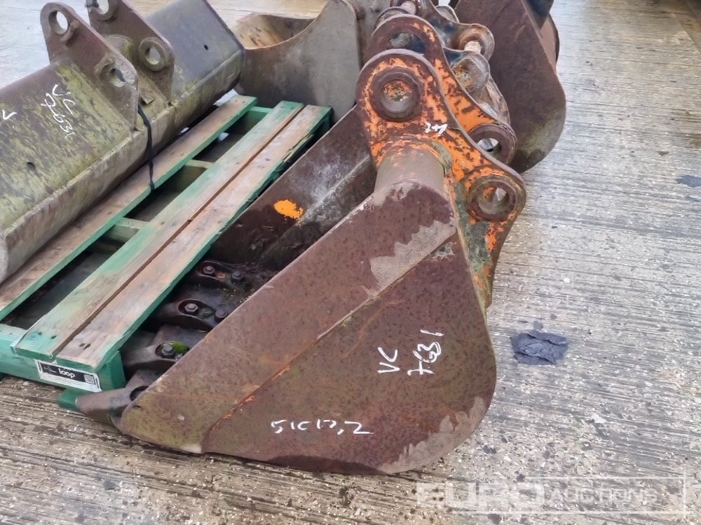 Korpa 42" Ditching, 24", 24", 20", 12" Digging Bucket 35-40mm Pin to suit Mini Excavator: slika Korpa 42" Ditching, 24", 24", 20", 12" Digging Bucket 35-40mm Pin to suit Mini Excavator