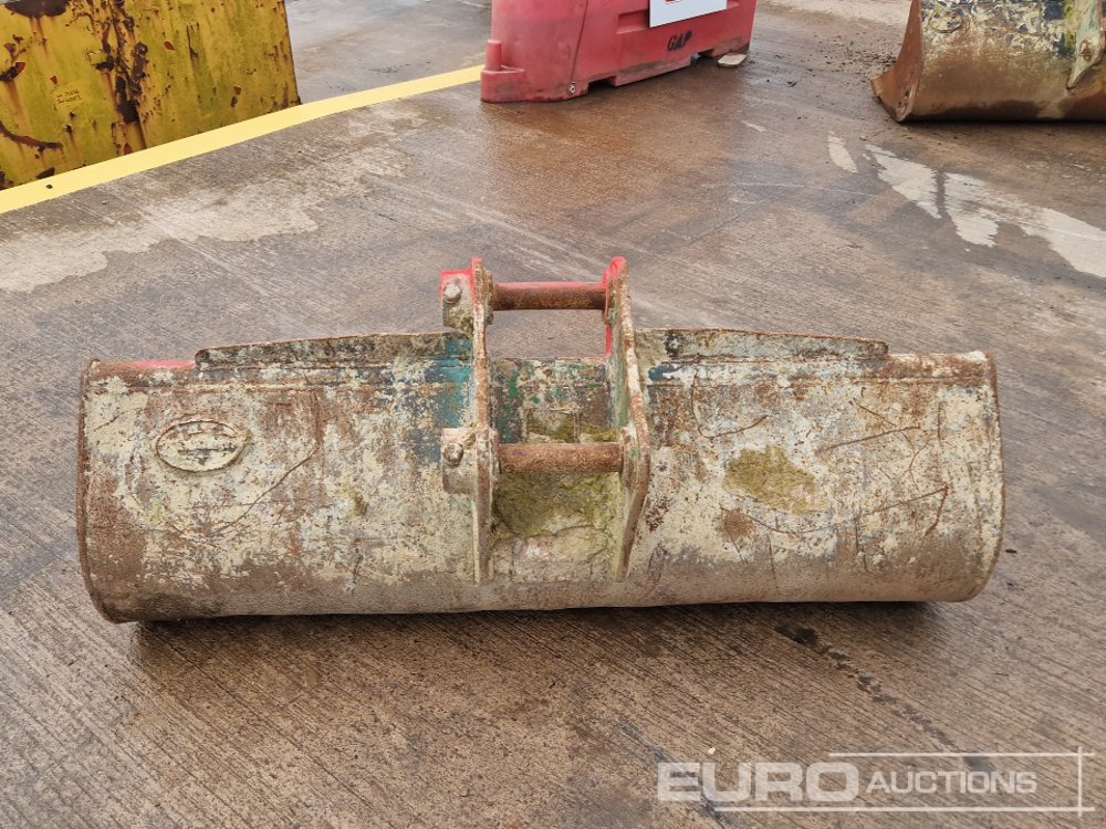 60" Strickland Ditching Bucket 45mm Pin to suit 4-6 Ton Excavator - Korpa: slika 60" Strickland Ditching Bucket 45mm Pin to suit 4-6 Ton Excavator - Korpa 60" Strickland Ditching Bucket 45mm Pin to suit 4-6 Ton Excavator - Korpa: slika 60" Strickland Ditching Bucket 45mm Pin to suit 4-6 Ton Excavator - Korpa