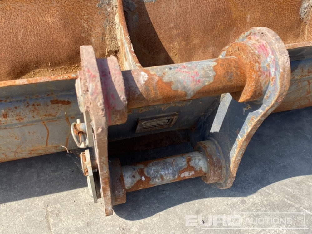 60" Strickland Ditching Bucket 60mm Pin to suit 10-12 Ton Excavator - Korpa: slika 60" Strickland Ditching Bucket 60mm Pin to suit 10-12 Ton Excavator - Korpa 60" Strickland Ditching Bucket 60mm Pin to suit 10-12 Ton Excavator - Korpa: slika 60" Strickland Ditching Bucket 60mm Pin to suit 10-12 Ton Excavator - Korpa