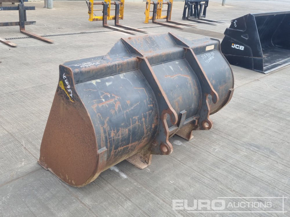 70" Loading Bucket to suit JCB Telehandler - Korpa: slika 70" Loading Bucket to suit JCB Telehandler - Korpa 70" Loading Bucket to suit JCB Telehandler - Korpa: slika 70" Loading Bucket to suit JCB Telehandler - Korpa