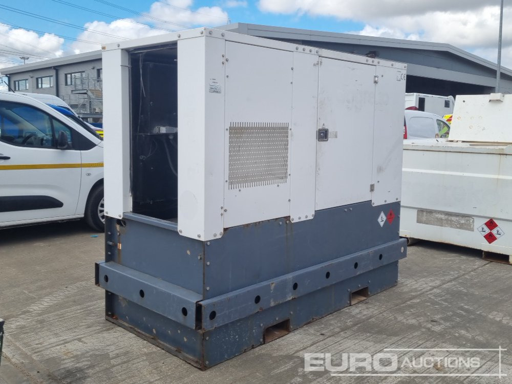Aggreko 32kVA Generator, John Deere Engine (Parts Missing) - Generatorski set: slika Aggreko 32kVA Generator, John Deere Engine (Parts Missing) - Generatorski set Aggreko 32kVA Generator, John Deere Engine (Parts Missing) - Generatorski set: slika Aggreko 32kVA Generator, John Deere Engine (Parts Missing) - Generatorski set