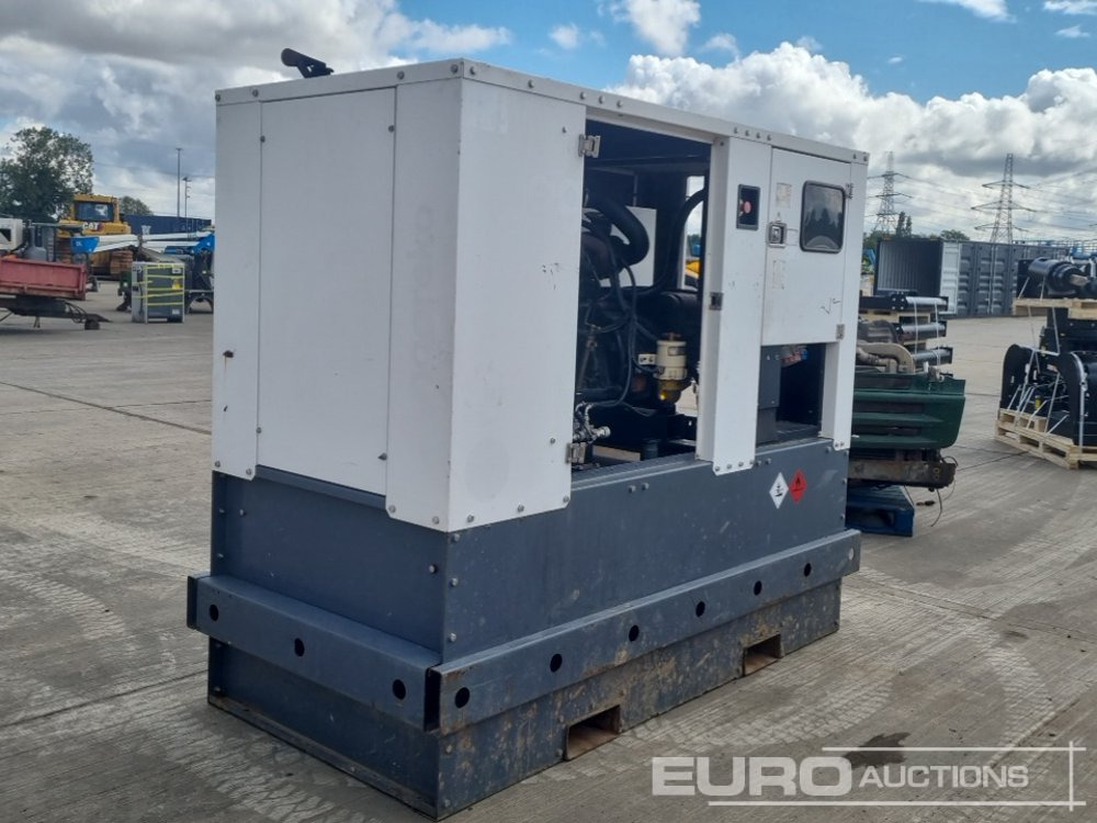 Aggreko 32kVA Generator, John Deere Engine (Parts Missing) - Generatorski set: slika Aggreko 32kVA Generator, John Deere Engine (Parts Missing) - Generatorski set Aggreko 32kVA Generator, John Deere Engine (Parts Missing) - Generatorski set: slika Aggreko 32kVA Generator, John Deere Engine (Parts Missing) - Generatorski set