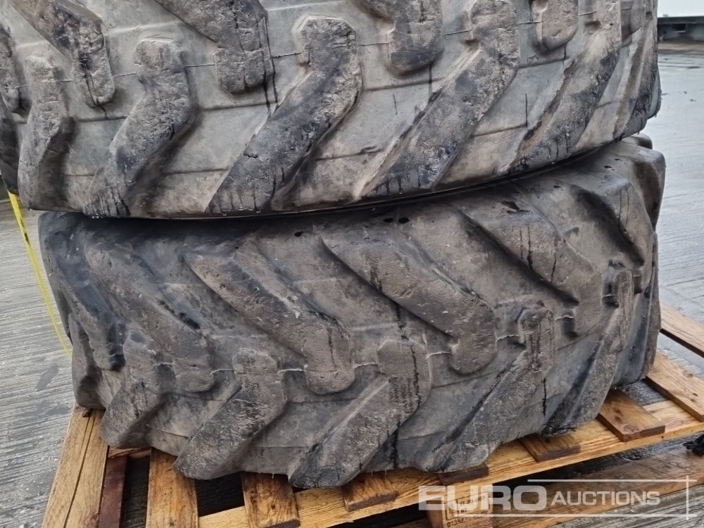 Guma Alliance 400/80-24 Tyre (4 of): slika Guma Alliance 400/80-24 Tyre (4 of)
