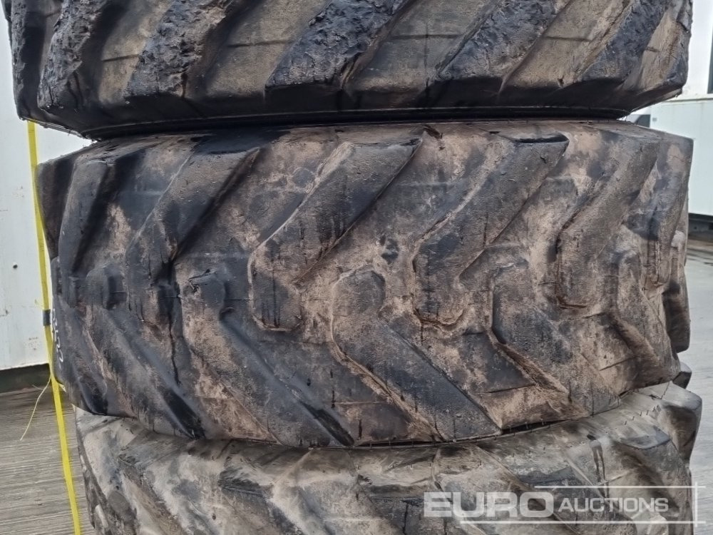 Guma Alliance 400/80-24 Tyre (4 of): slika Guma Alliance 400/80-24 Tyre (4 of)