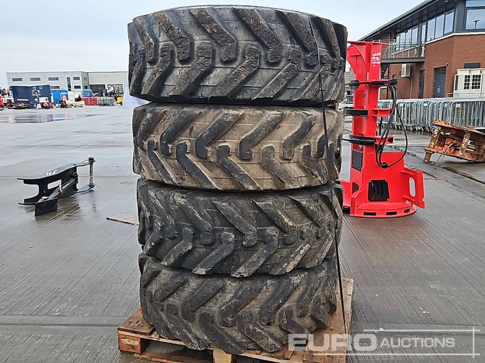 Alliance 400/80-24 Tyre (4 of) - Guma: slika  Alliance 400/80-24 Tyre (4 of) - Guma Alliance 400/80-24 Tyre (4 of) - Guma: slika  Alliance 400/80-24 Tyre (4 of) - Guma
