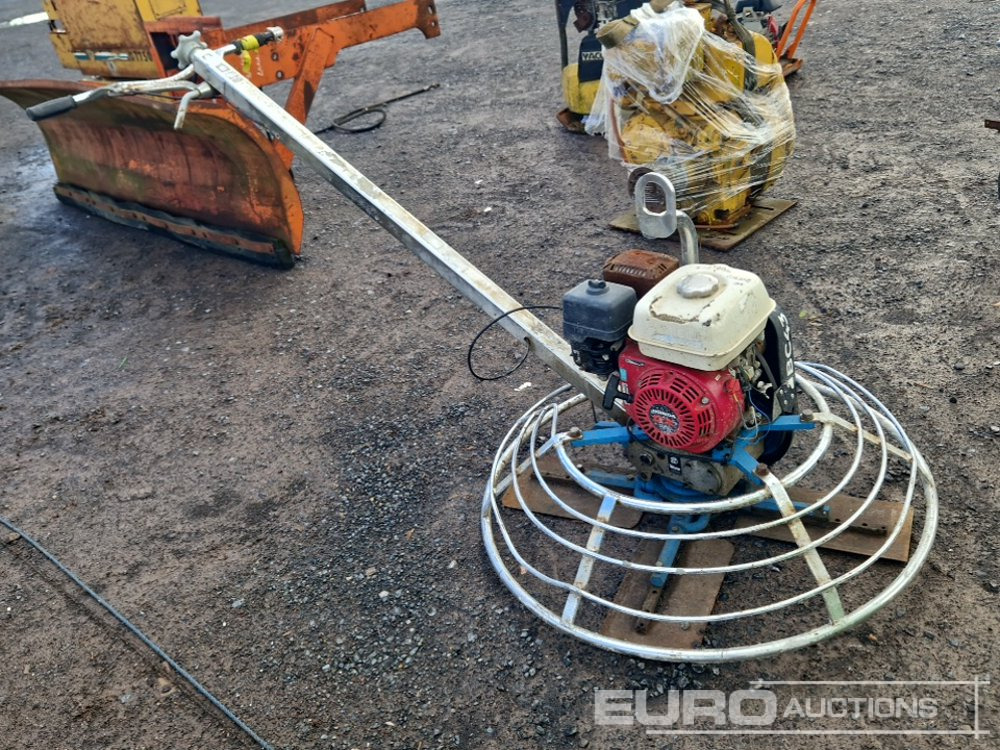 Bartell 900mm Power Float, Honda Engine - Stroj za asfaltiranje: slika Bartell 900mm Power Float, Honda Engine - Stroj za asfaltiranje Bartell 900mm Power Float, Honda Engine - Stroj za asfaltiranje: slika Bartell 900mm Power Float, Honda Engine - Stroj za asfaltiranje