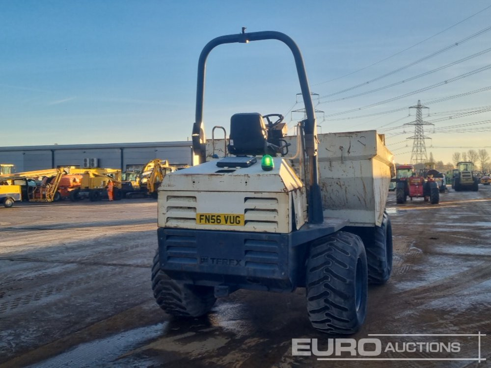 Benford 9 Ton - Mini istovarivač: slika Benford 9 Ton - Mini istovarivač Benford 9 Ton - Mini istovarivač: slika Benford 9 Ton - Mini istovarivač