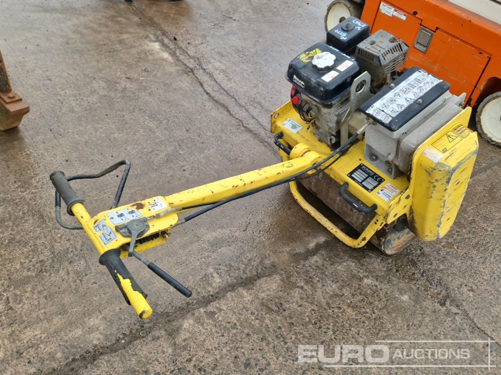Bomag BW55E - Stroj za asfaltiranje: slika Bomag BW55E - Stroj za asfaltiranje Bomag BW55E - Stroj za asfaltiranje: slika Bomag BW55E - Stroj za asfaltiranje