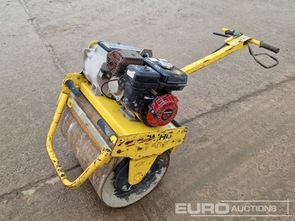 Bomag BW55E - Stroj za asfaltiranje: slika Bomag BW55E - Stroj za asfaltiranje Bomag BW55E - Stroj za asfaltiranje: slika Bomag BW55E - Stroj za asfaltiranje