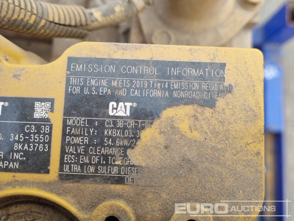 Motor CAT C3.3B: slika Motor CAT C3.3B