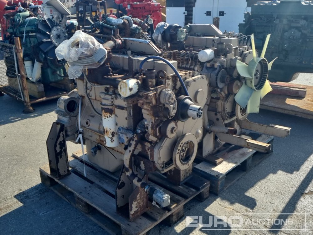 Cummins 6 Cylinder Engine (2 of) - Motor: slika Cummins 6 Cylinder Engine (2 of) - Motor Cummins 6 Cylinder Engine (2 of) - Motor: slika Cummins 6 Cylinder Engine (2 of) - Motor
