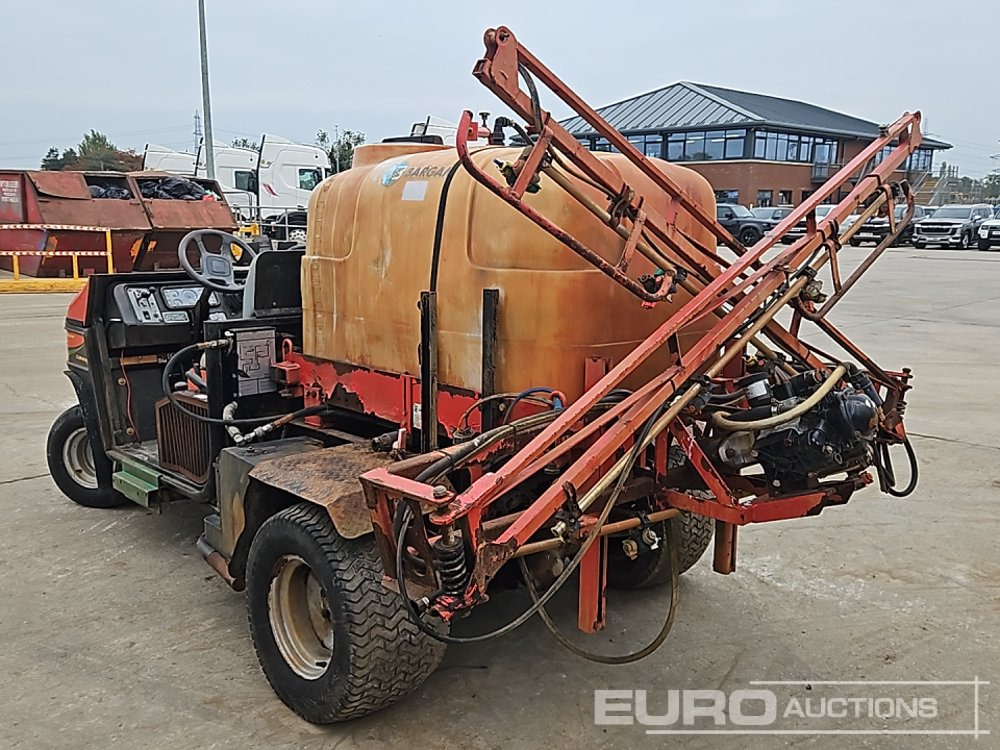 Cushman Turf-Truckster - Samopogonjena prskalica: slika  Cushman Turf-Truckster - Samopogonjena prskalica Cushman Turf-Truckster - Samopogonjena prskalica: slika  Cushman Turf-Truckster - Samopogonjena prskalica