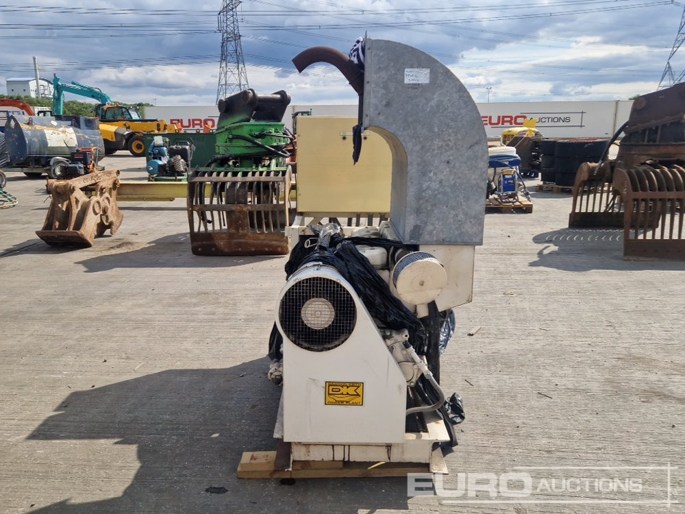 Dawson-Keith 37.5kVA Skid Mounted Generator, Deutz Engine - Generatorski set: slika Dawson-Keith 37.5kVA Skid Mounted Generator, Deutz Engine - Generatorski set Dawson-Keith 37.5kVA Skid Mounted Generator, Deutz Engine - Generatorski set: slika Dawson-Keith 37.5kVA Skid Mounted Generator, Deutz Engine - Generatorski set