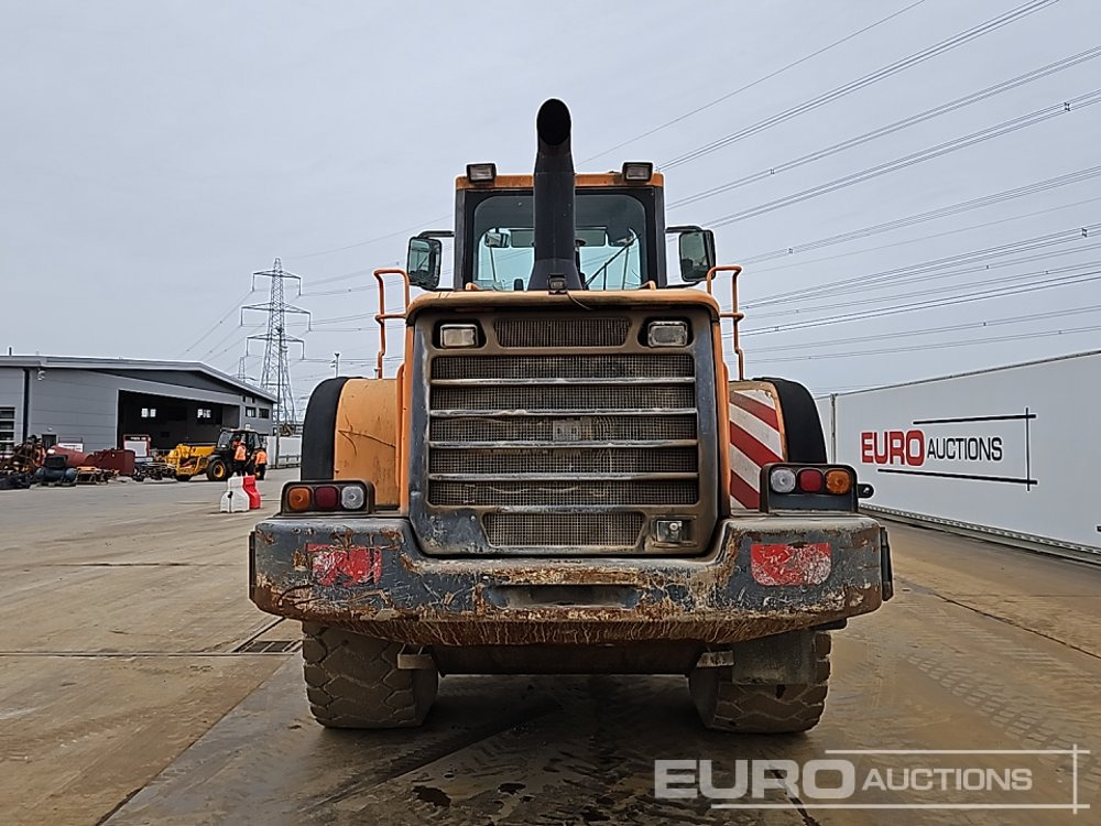 Doosan DL300 - Utovarivač na kotačima: slika Doosan DL300 - Utovarivač na kotačima Doosan DL300 - Utovarivač na kotačima: slika Doosan DL300 - Utovarivač na kotačima