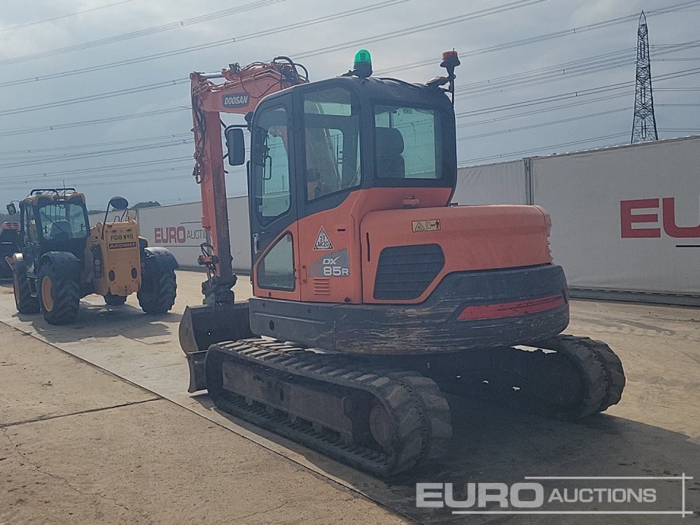 Doosan DX85R-3 - Mini bager: slika Doosan DX85R-3 - Mini bager Doosan DX85R-3 - Mini bager: slika Doosan DX85R-3 - Mini bager