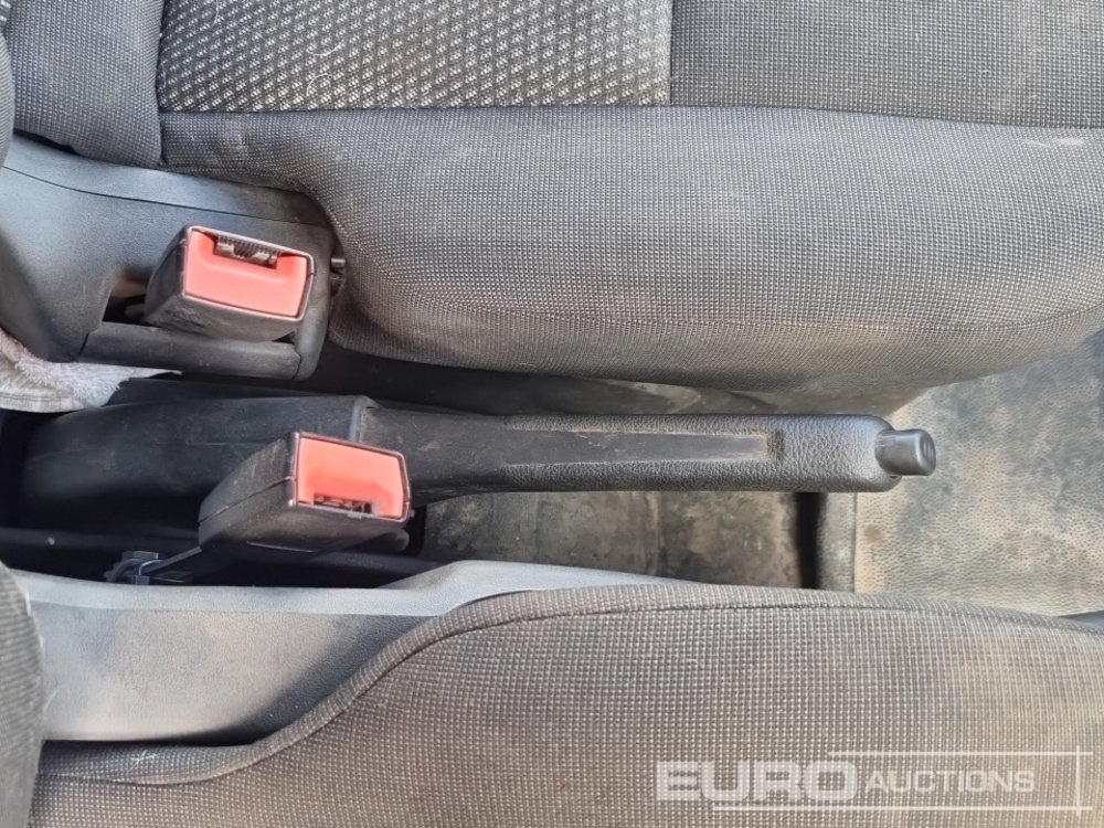 Dostavno vozilo 2016 Ford Transit 350: slika Dostavno vozilo 2016 Ford Transit 350