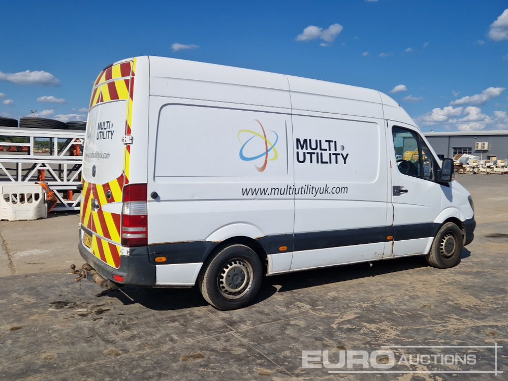 Mercedes Sprinter - Dostavno vozilo: slika Mercedes Sprinter - Dostavno vozilo Mercedes Sprinter - Dostavno vozilo: slika Mercedes Sprinter - Dostavno vozilo