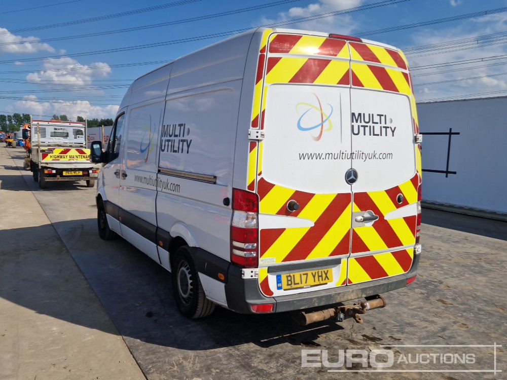 Mercedes Sprinter - Dostavno vozilo: slika Mercedes Sprinter - Dostavno vozilo Mercedes Sprinter - Dostavno vozilo: slika Mercedes Sprinter - Dostavno vozilo