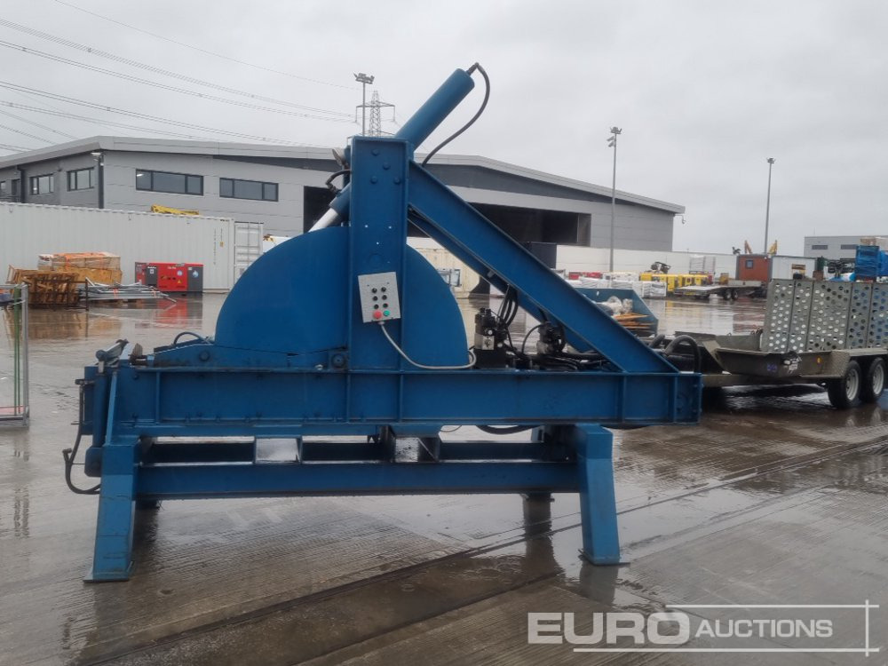 Hydraulic Scrap Baler - Drugi strojevi: slika Hydraulic Scrap Baler - Drugi strojevi Hydraulic Scrap Baler - Drugi strojevi: slika Hydraulic Scrap Baler - Drugi strojevi