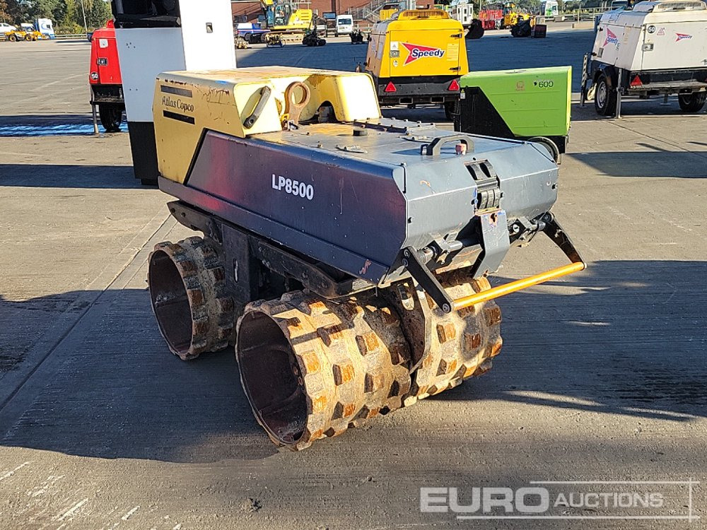 Dynapac LP8500 - Stroj za asfaltiranje: slika Dynapac LP8500 - Stroj za asfaltiranje Dynapac LP8500 - Stroj za asfaltiranje: slika Dynapac LP8500 - Stroj za asfaltiranje