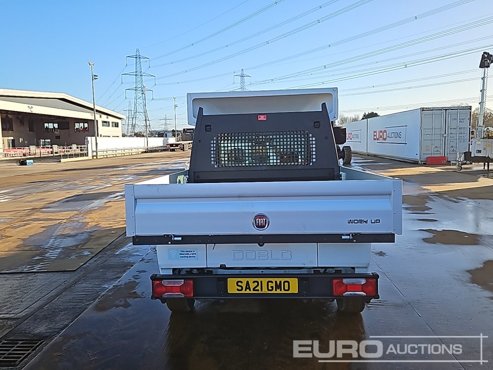 Fiat Doblo - Dostavno vozilo s ravnom platformom: slika Fiat Doblo - Dostavno vozilo s ravnom platformom Fiat Doblo - Dostavno vozilo s ravnom platformom: slika Fiat Doblo - Dostavno vozilo s ravnom platformom