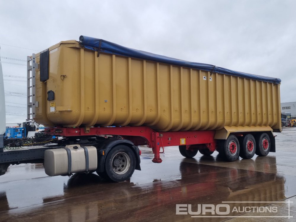 Fruehauf Tri Axle Bulk Tipper Trailer, Easy Sheet - Kiper poluprikolica: slika Fruehauf Tri Axle Bulk Tipper Trailer, Easy Sheet - Kiper poluprikolica Fruehauf Tri Axle Bulk Tipper Trailer, Easy Sheet - Kiper poluprikolica: slika Fruehauf Tri Axle Bulk Tipper Trailer, Easy Sheet - Kiper poluprikolica